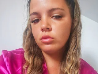 evamoon90's profile picture – Girl on Jerkmate