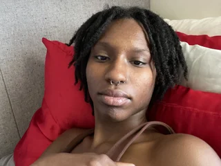 evilnymphology's profile picture – Girl on Jerkmate