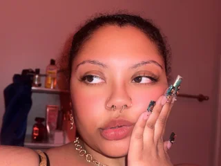 holleynicholes's profile picture – Girl on Jerkmate
