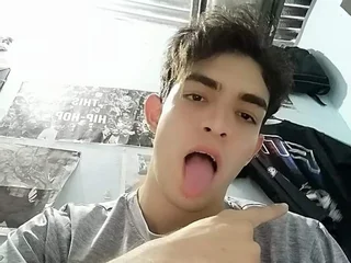 Keytwoo18 profile