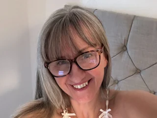 LILY_MATURE_UK_MILF profile