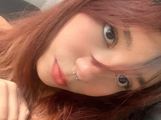 lizzymartins's profile picture – Girl on Jerkmate