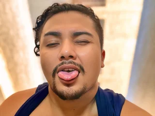 lucasexylatinohot's profile picture – Girl on Jerkmate