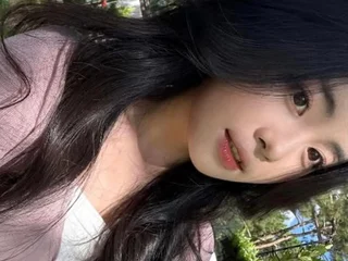lucianna2003's profile picture – Girl on Jerkmate