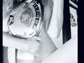 MickiMoxley