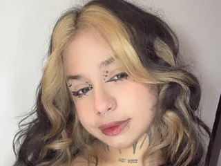 moon2513's profile picture – Girl on Jerkmate