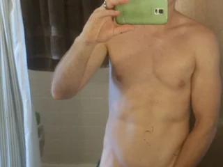 mrlukex's profile picture – Girl on Jerkmate
