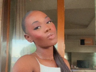 naiavolterra's profile picture – Girl on Jerkmate