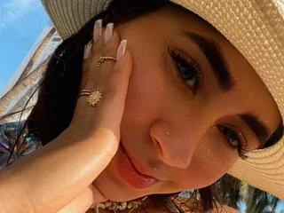 Ninnafoxx18_Pr profile
