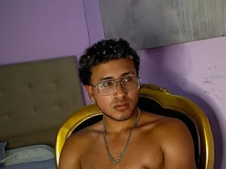 noancarolain's profile picture – Girl on Jerkmate