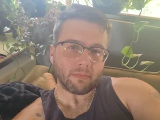 NotMrwolfe profile