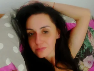 sandra82's profile picture – Girl on Jerkmate