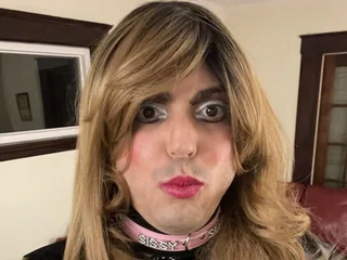 SissyVivian