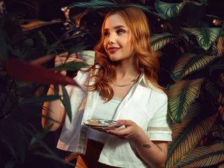 Sofi_Diaz's chat room