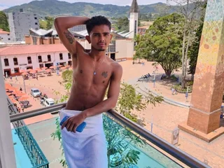 stivenmayer19's profile picture – Girl on Jerkmate