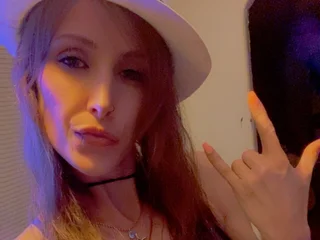 strictlydickly's profile picture – Girl on Jerkmate