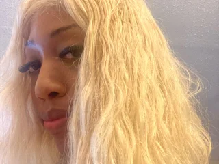 SubmissiveCELIA profile