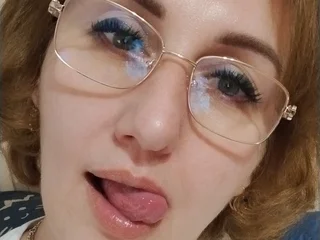 supertitss's profile picture – Girl on Jerkmate
