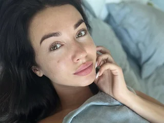 the_unique's profile picture – Girl on Jerkmate