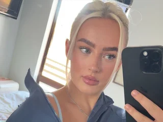 ToxicBlondie profile