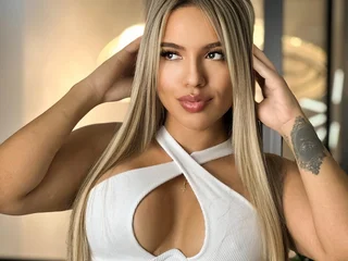 valerict33's profile picture – Girl on Jerkmate
