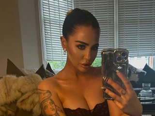 VelvetVonBlack_UK profile