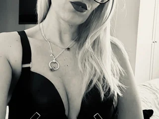 XCandyTeaseX profile