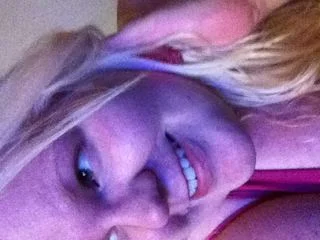 XCandyxGirlX profile