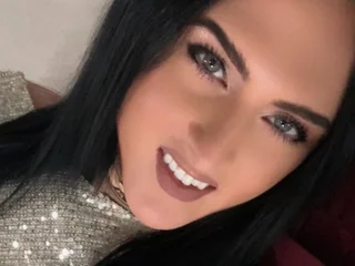 xlayy's profile picture – Girl on Jerkmate
