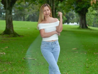 zoebates's profile picture – Girl on Jerkmate