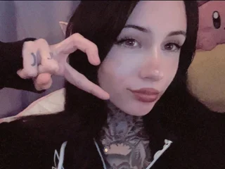 zombieghoulfriend's profile picture – Girl on Jerkmate