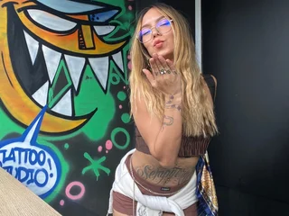 itzykitty's profile picture – Girl on Jerkmate
