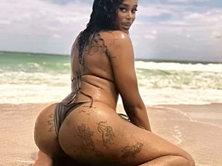liratransxo's profile picture – Girl on Jerkmate