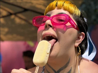 multiverseofmei's profile picture – Girl on Jerkmate