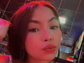 princesseemm's profile picture – Girl on Jerkmate