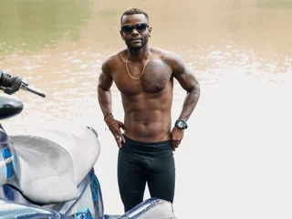 santiblack's profile picture – Girl on Jerkmate