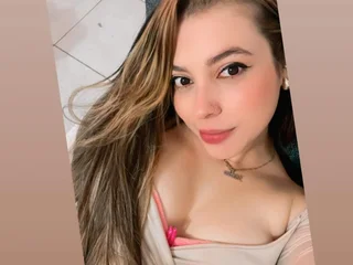 small_emy's profile picture – Girl on Jerkmate