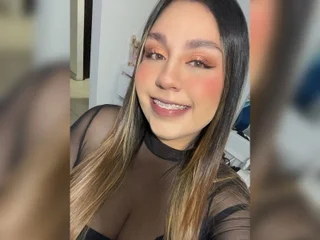 AdelisseLorens profile