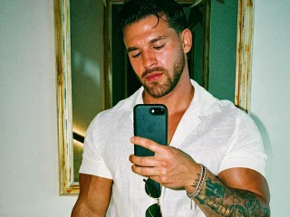 Adonis6969 profile