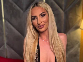 AlexaBarnes profile