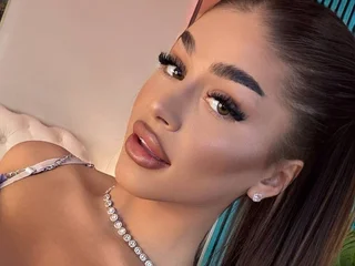 Bella_Noirre profile
