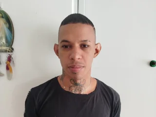 Black_and_white_oficial profile