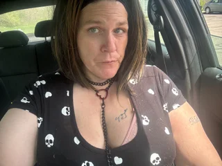 Bustymilf38E