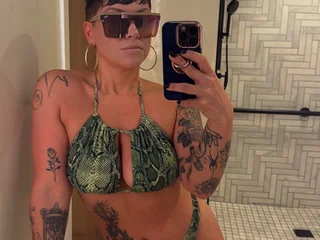 GoddessPixieXOXO profile