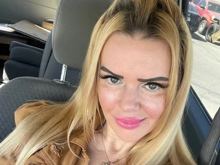 Hot_Milf_Nicole profile