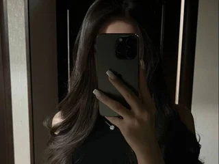 Kira_kirkros profile