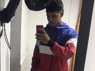 LeleHottxxx profile