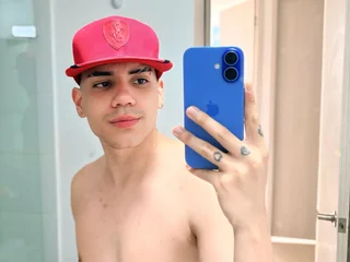 LeoDaviss profile