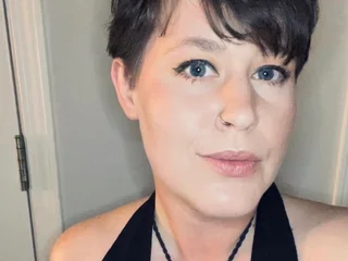 Life_as_lindz profile