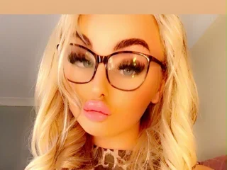 LilBlonde24 profile